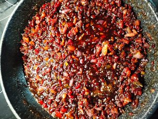 Hausgemachte Bacon Jam – würzige BBQ-Sauce mit karamellisierten Zwiebeln
