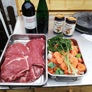 Ochsenbäkchen aus dem Dutch Oven MecksBBQ